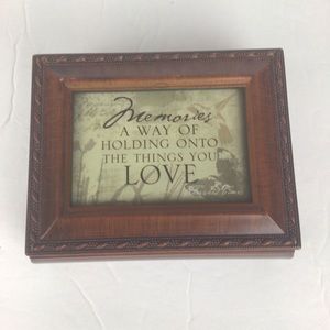 Cottage Garden small wooden box-“Memories”